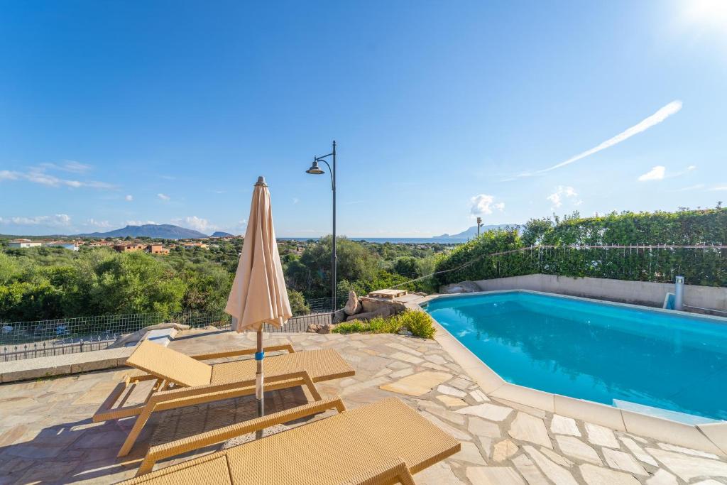 Sardegna casa a 250 metri dal mare con piscina