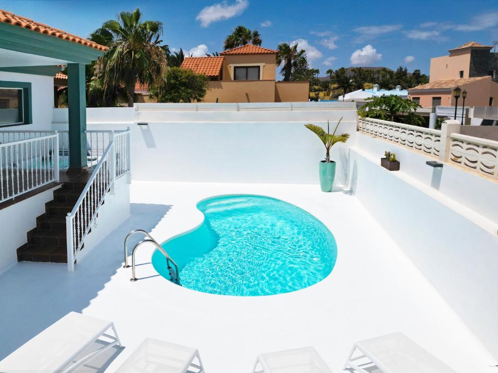 Villa Veaco Beach with jacuzzi and private pool 4