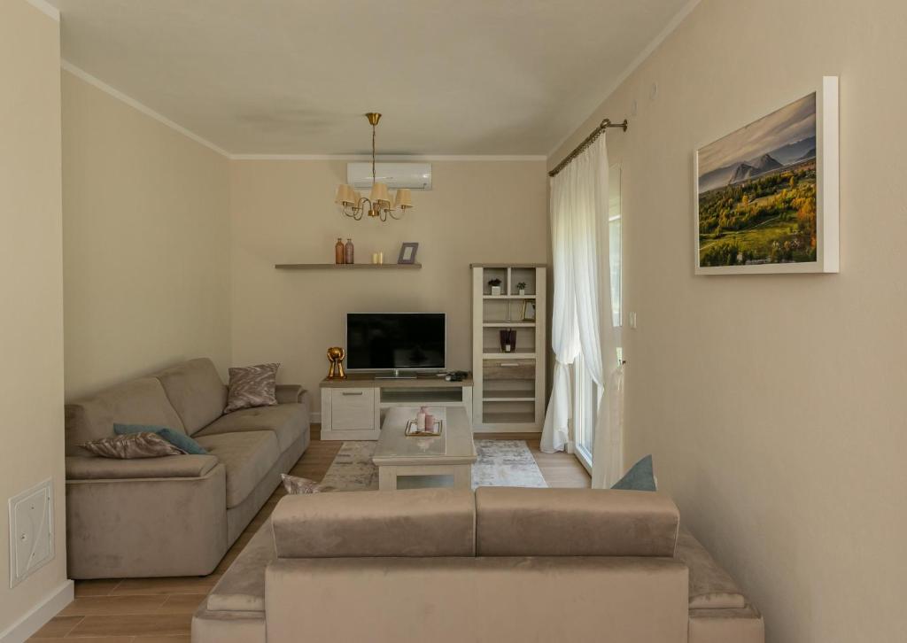 Country Homes Dujeva 5