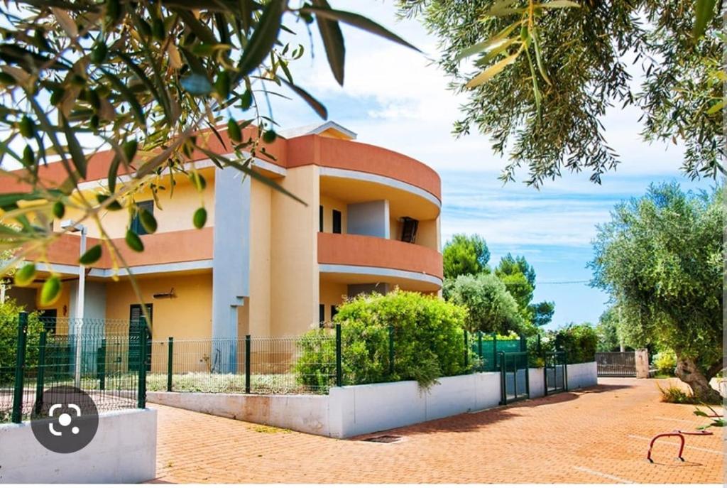CASA ARGESE