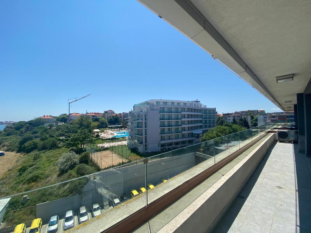 PARADISO 'В' 607 Large Luxury Apartment 3