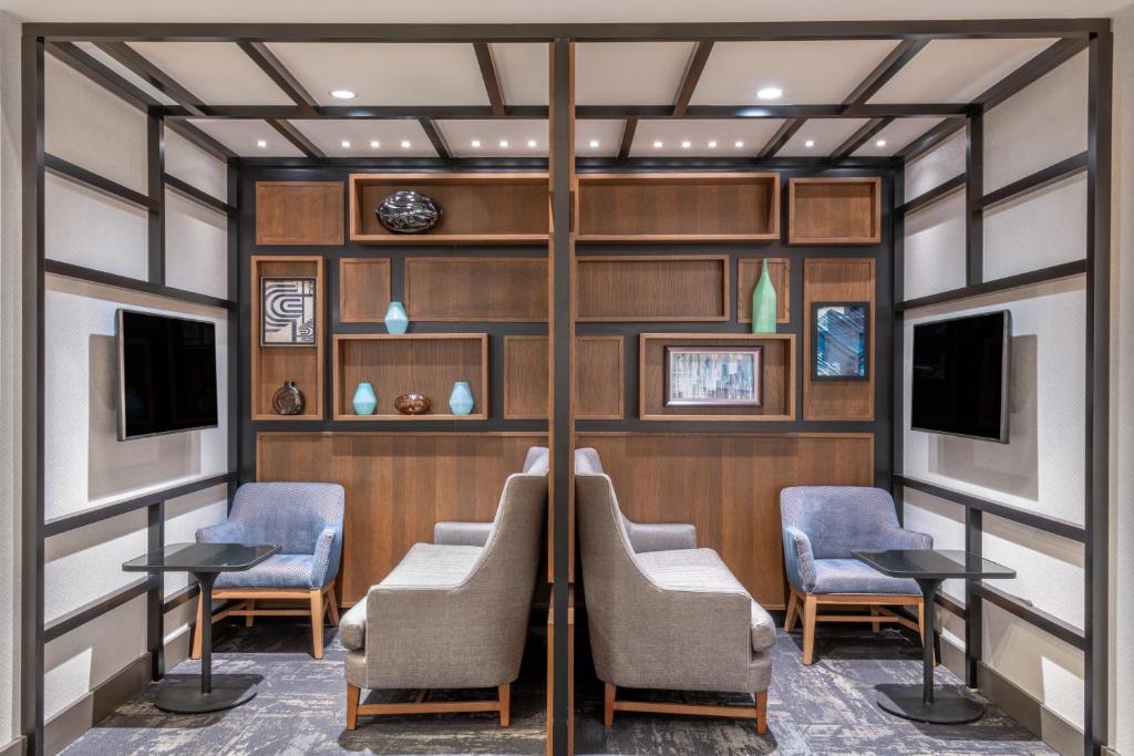 Hyatt Place San Jose Airport Image