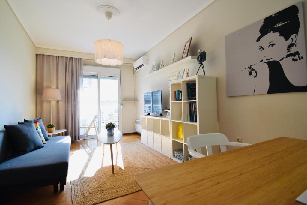 Vasilissis Olgas Sea View Apartment 5