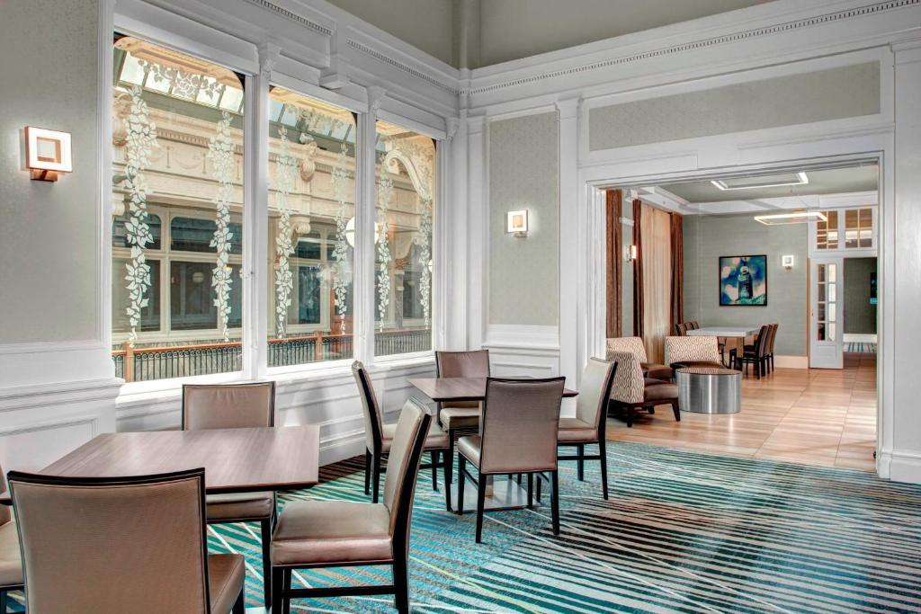 Residence Inn by Marriott Cleveland Downtown Image