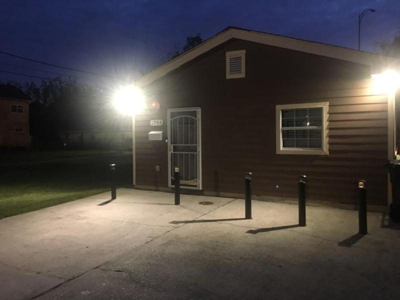 Authentic Treme Cottage Home 6