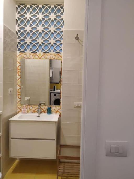 L & F Apartment's 8