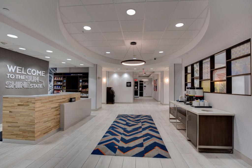 Hampton Inn & Suites Fort Lauderdale - Miramar Image