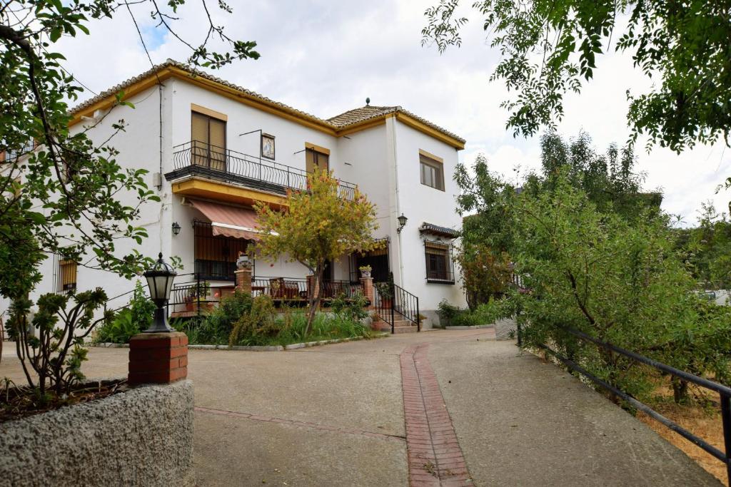 tuGuest Hortichuela House 1