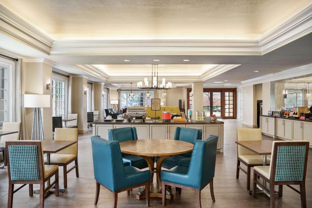 Hampton Inn New Orleans/St.Charles Ave Image