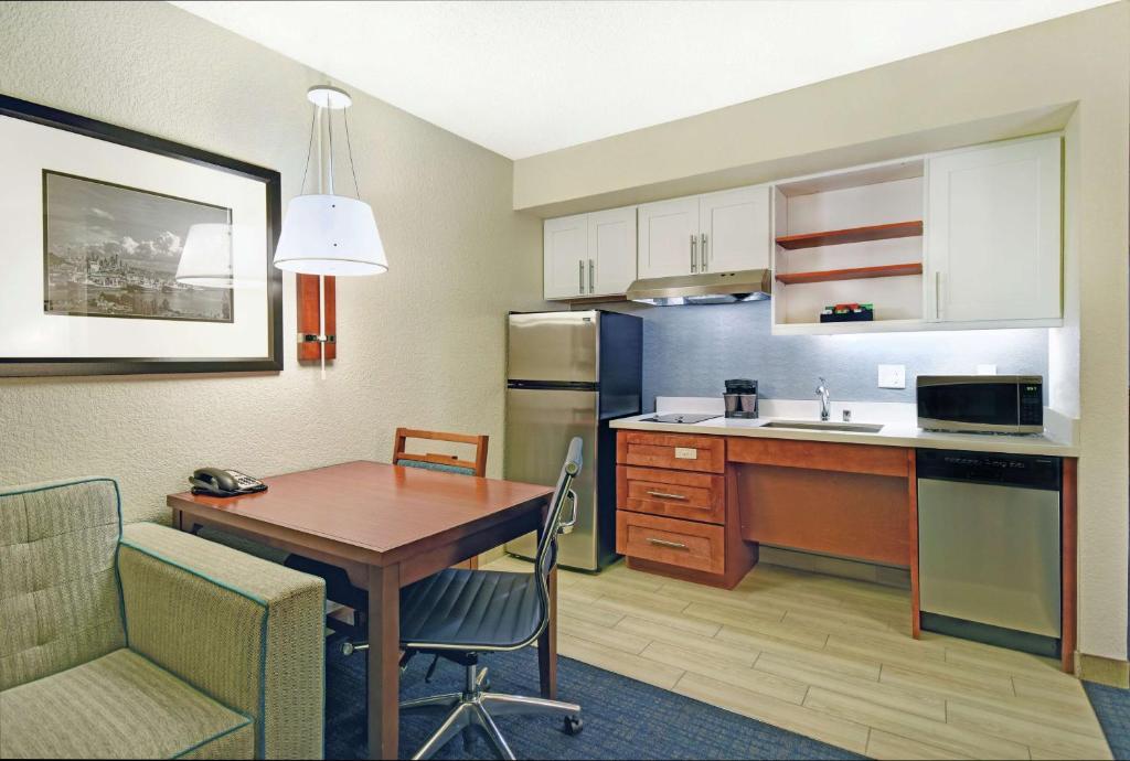 Homewood Suites by Hilton Seattle Downtown Image