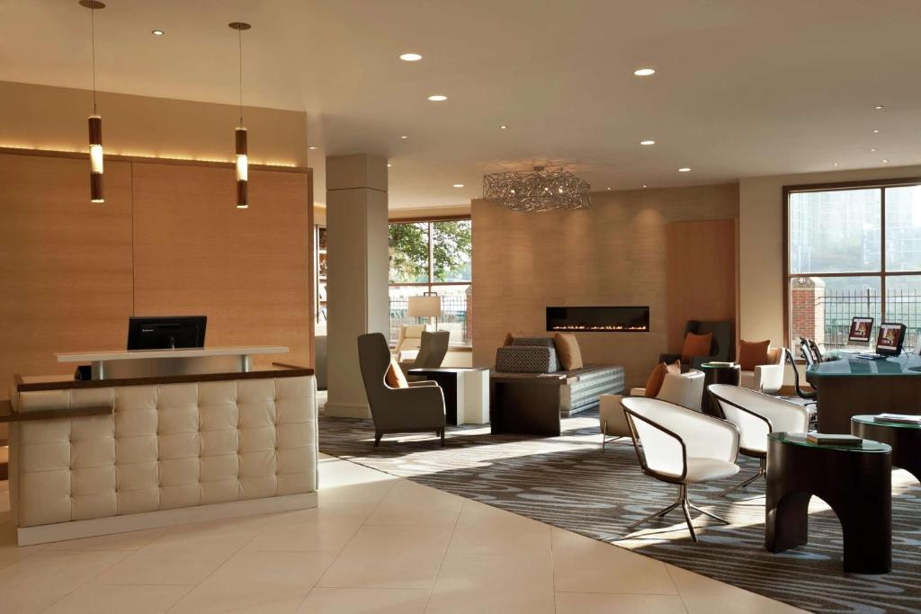 DoubleTree Suites by Hilton Hotel Boston - Cambridge Image