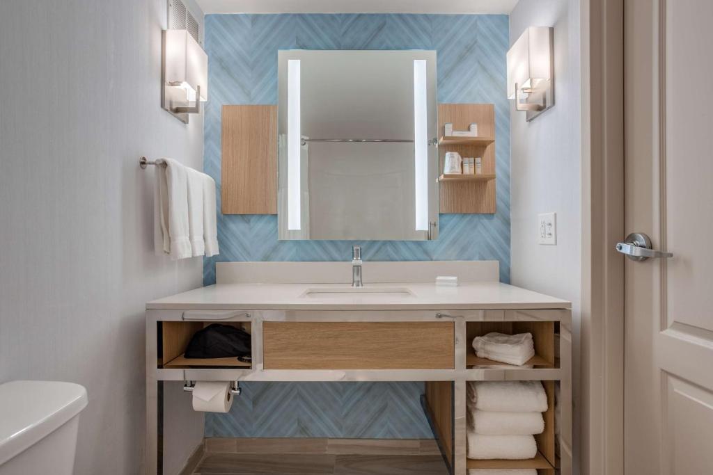 Hilton Garden Inn Cincinnati/Sharonville Image