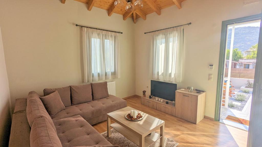Traditional Lazarata House 6