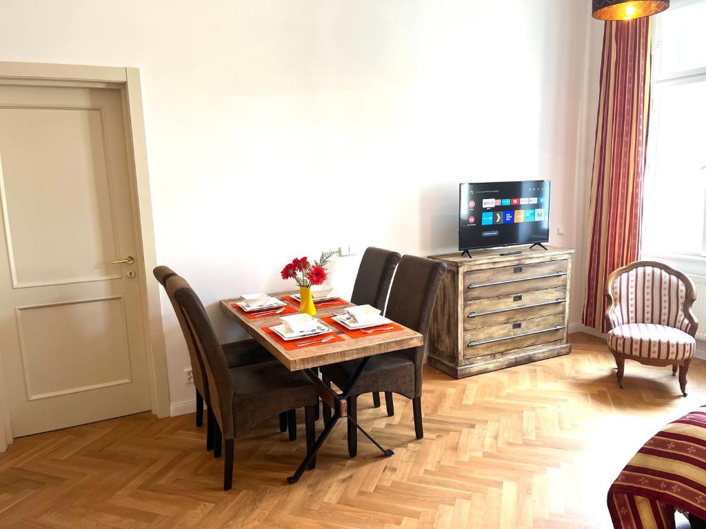 Amazing Apartment Zborovska 4