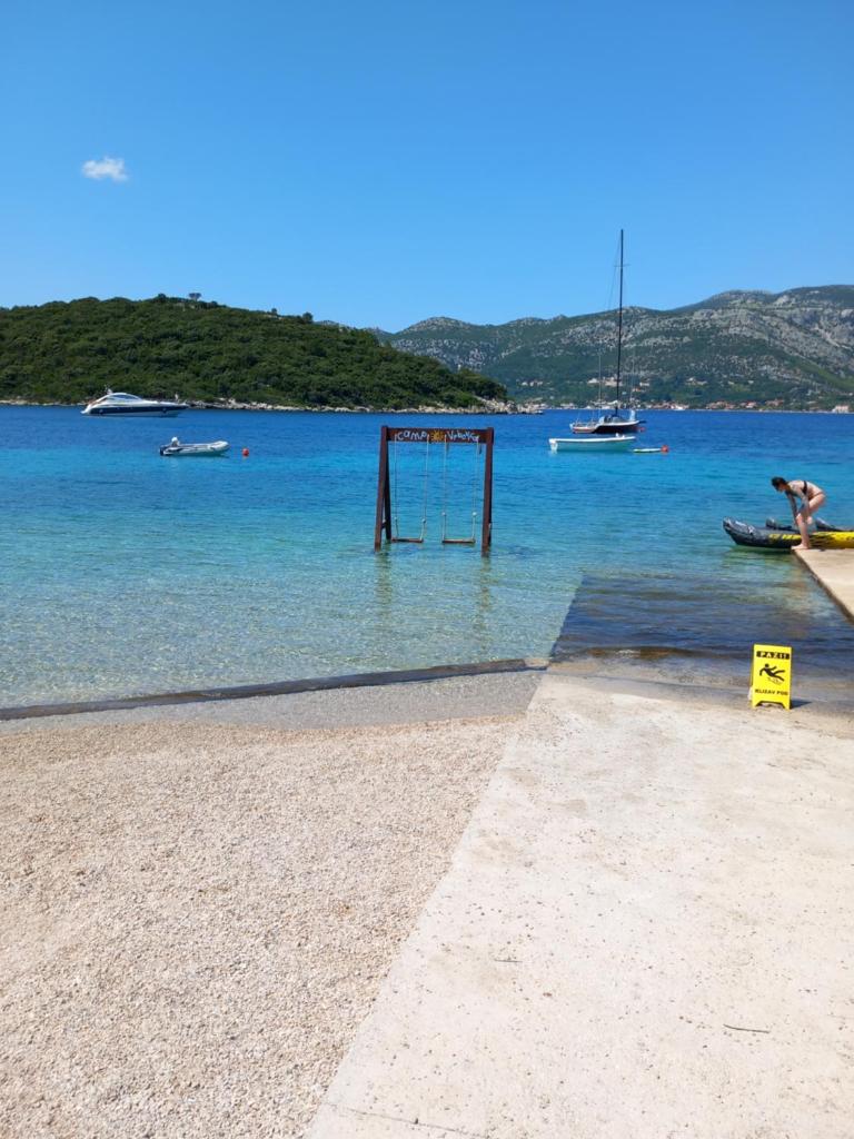 Relax tiny villas 40 meters of the beach 6