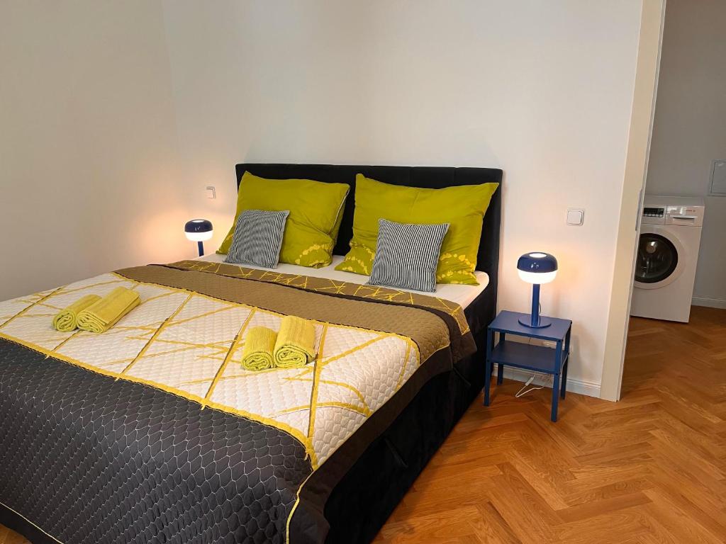 Cute Apartment Zborovska 7