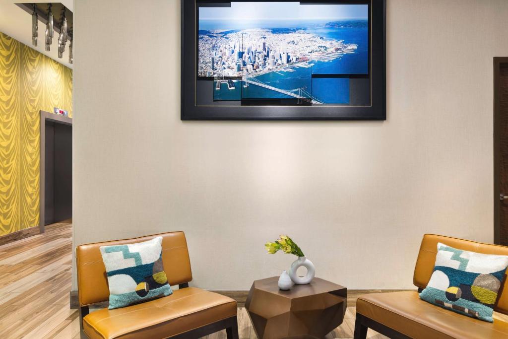 Hampton Inn San Francisco Downtown/Convention Center Image