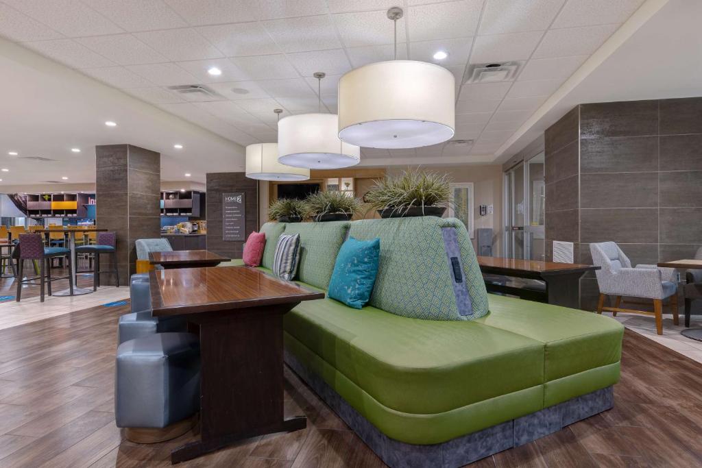 Home2 Suites by Hilton Orlando International Drive South Image