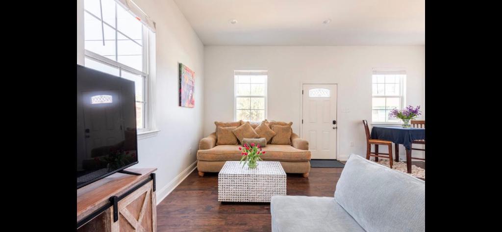 New Orleans Home Sweet Home 5