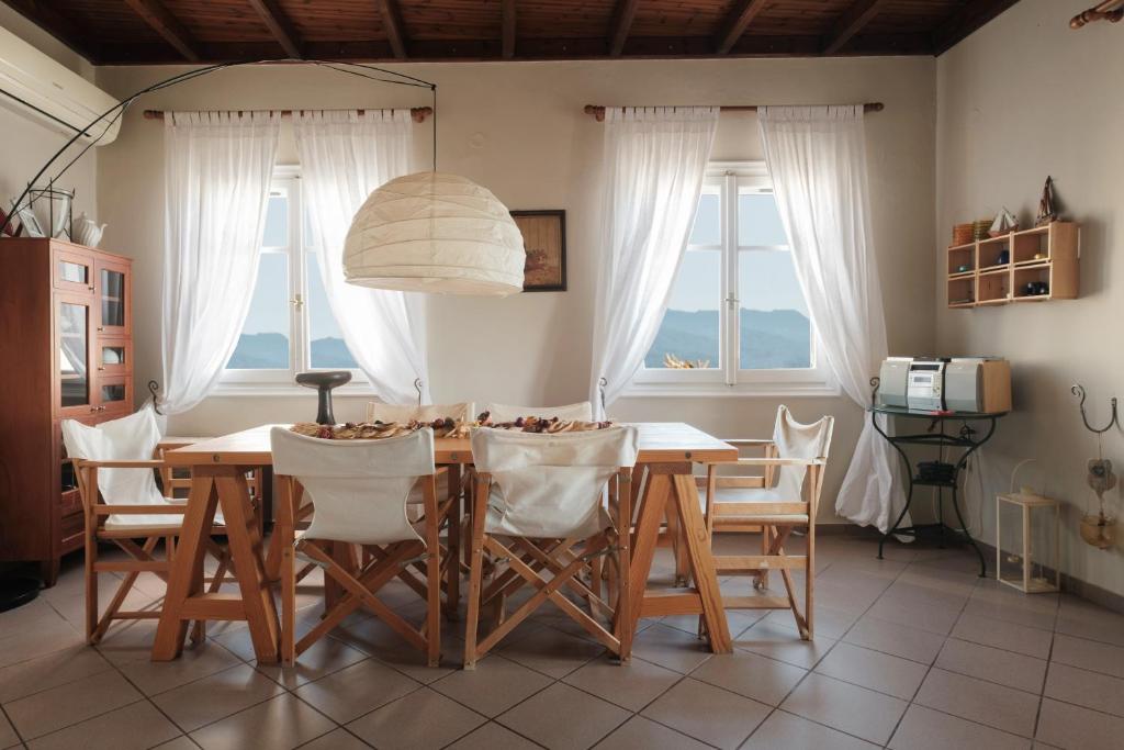 Nios House Panoramic Cottage 4