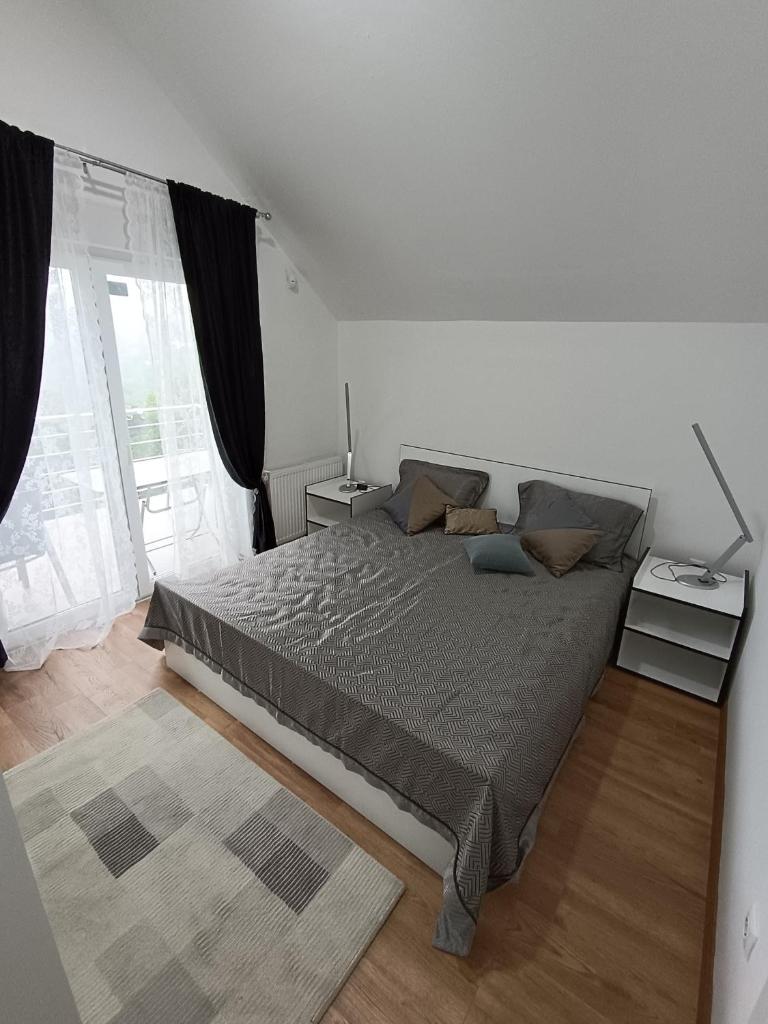 Nahorevo apartment 2