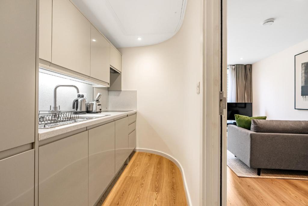 Tailored Stays - Central Cambridge, River Walk Apartments 8