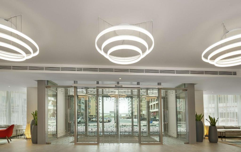 Hampton By Hilton Dubai Al Barsha Image