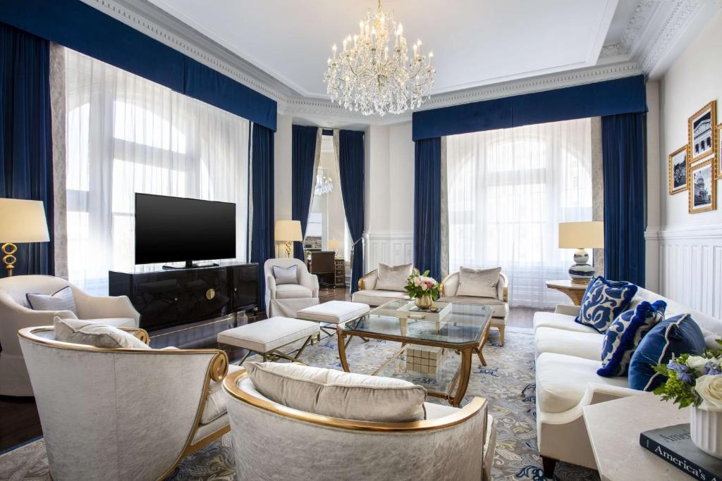 Waldorf Astoria Washington DC Image