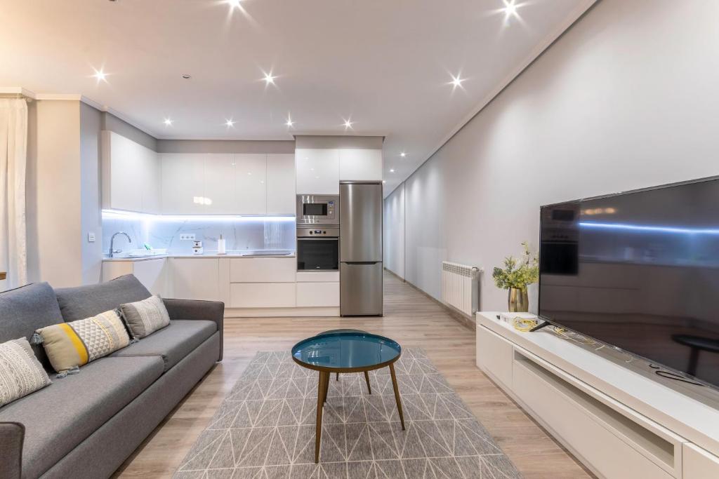 Bilbao Indautxu VIII by Aston Rentals 5