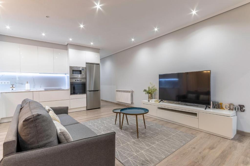 Bilbao Indautxu VIII by Aston Rentals 3