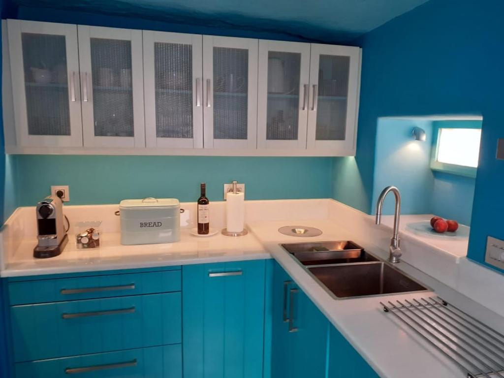 Tinos Blue House 3