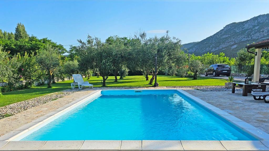 Holiday Home Natura with private pool 2