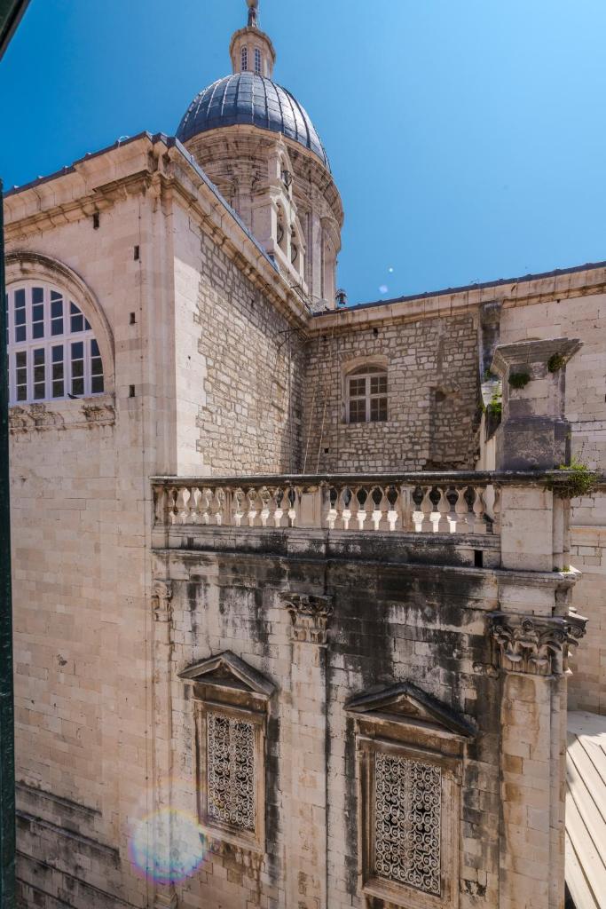 The Bassegli - Gozze Palace 6