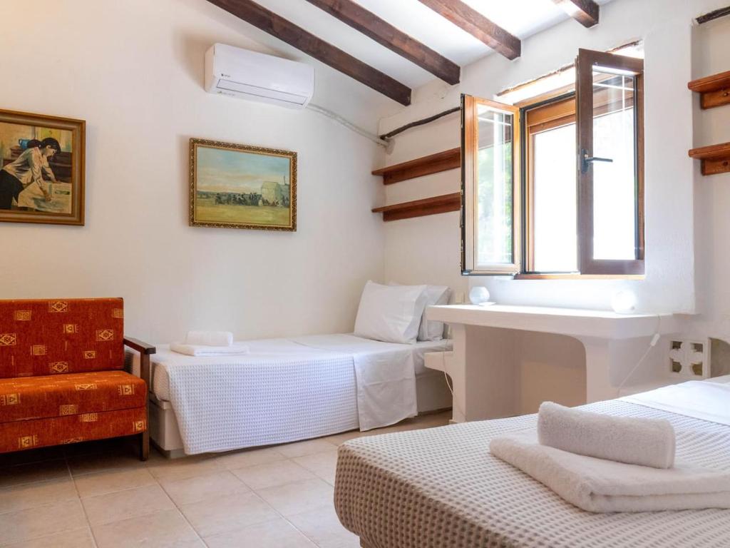 Sani Traditional Forest Villa 7