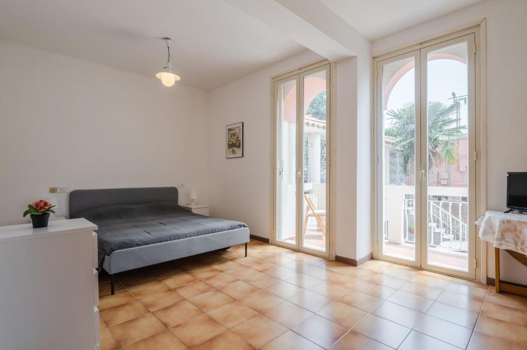 GuestHost - Taormina Sea View Studio 2