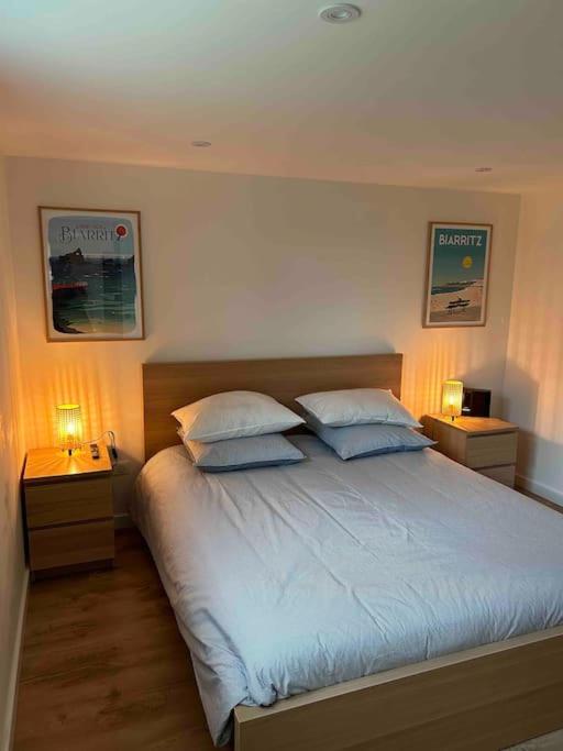 Logement avec piscine privée chauffée 7