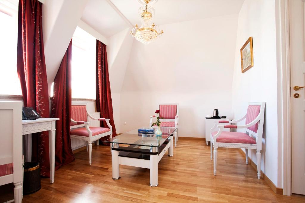 Brommavik Hotel Image