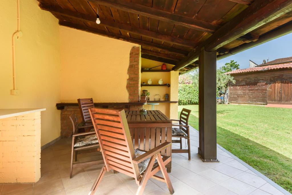 Casina Franca by Mmega 7