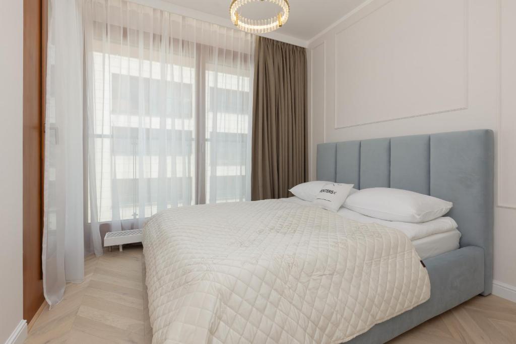 Lux Apartment Niemcewicza with AC & Balcony Warsaw Ochota by Noclegi Renters 6