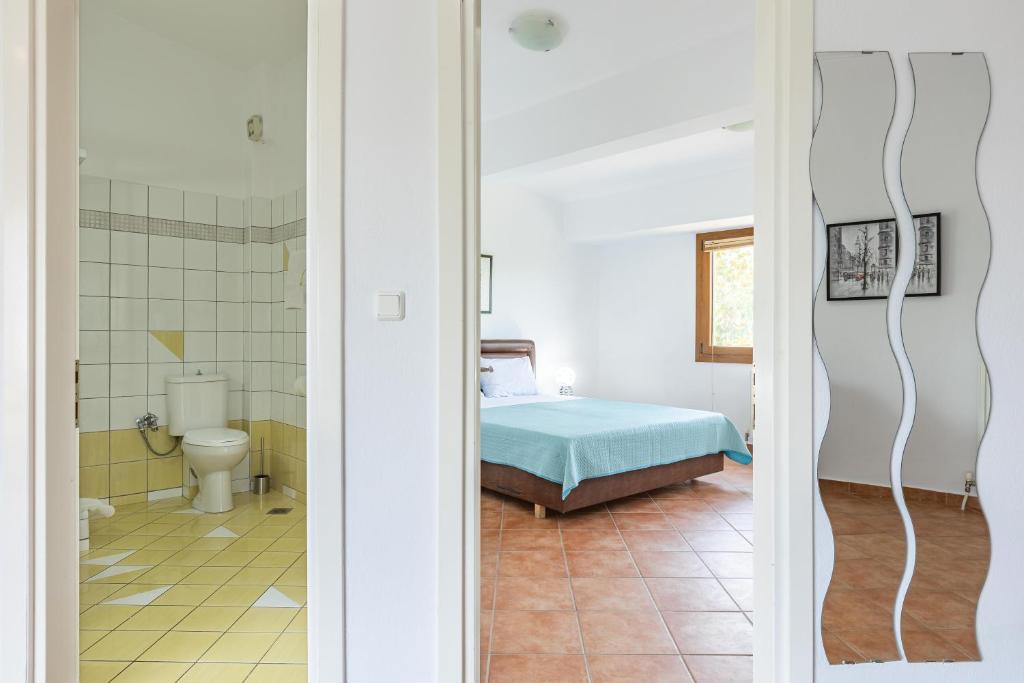 The Olympus Garden Beach House 5