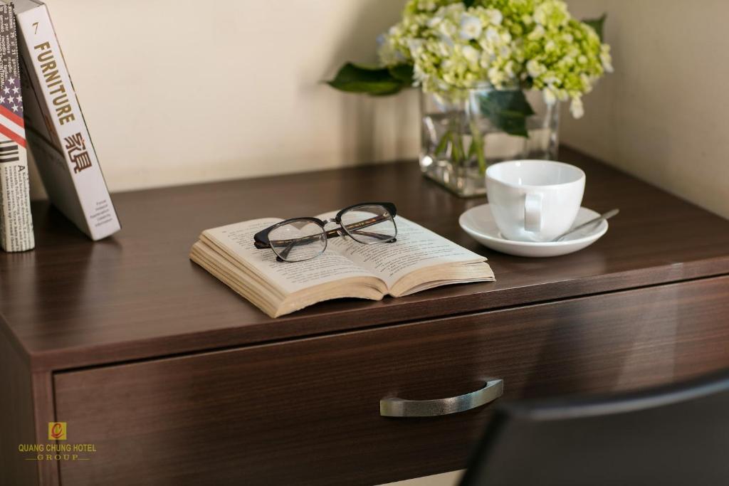 Quang Chung Hotel Le Van Thiem