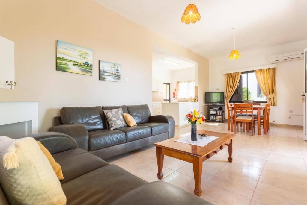 Villa Lela Tria 6