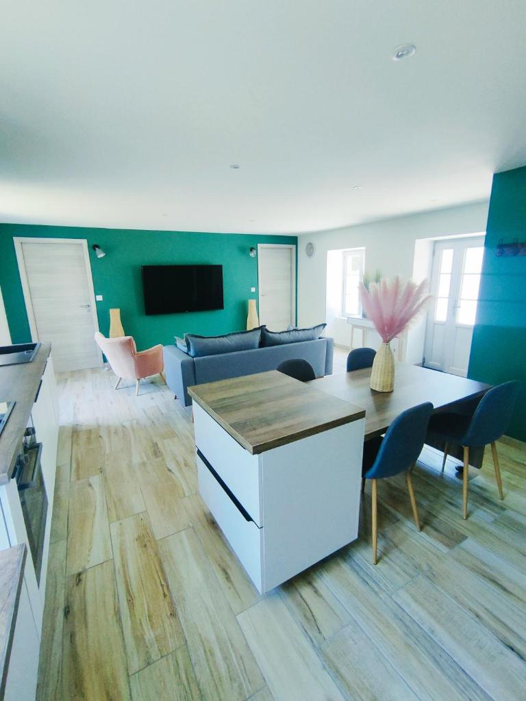 Gte du Moulin Brochat 4 toiles avec espace jacuzzi commun 5