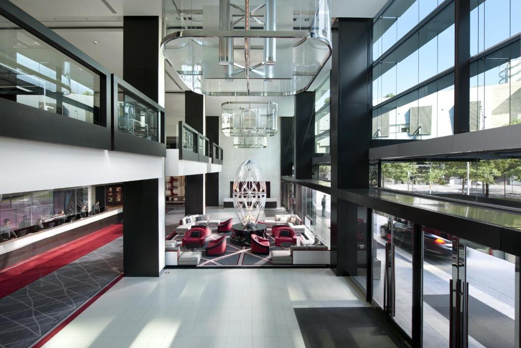 Crown Promenade Melbourne Image