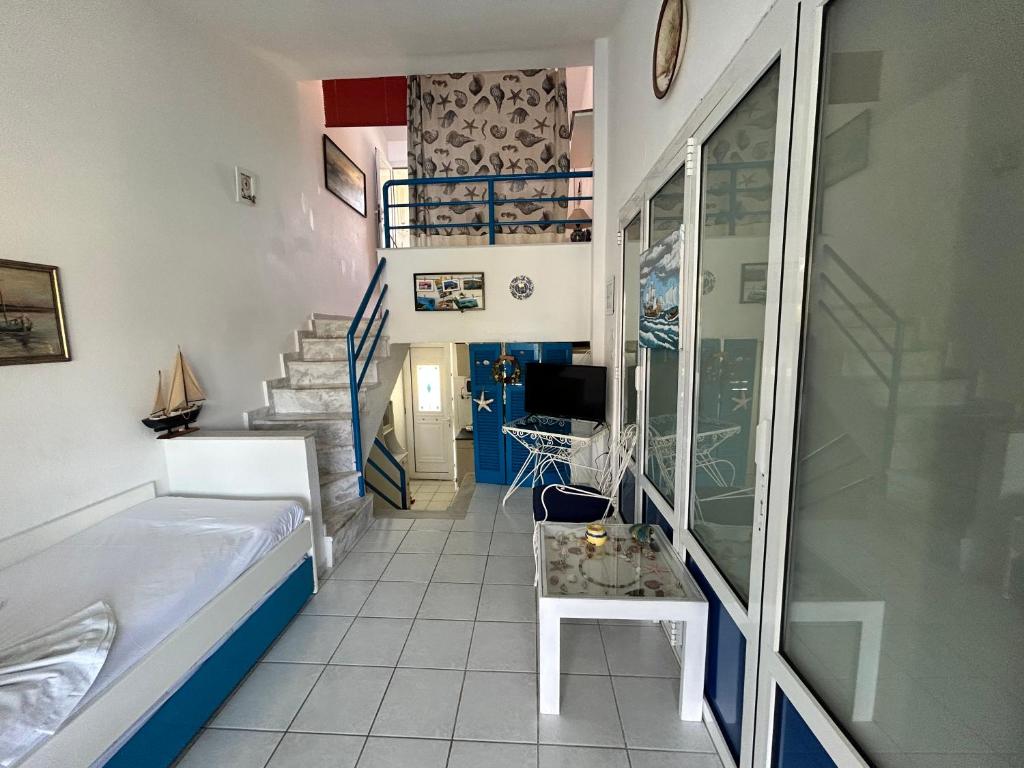 Maria's Sea View House 7