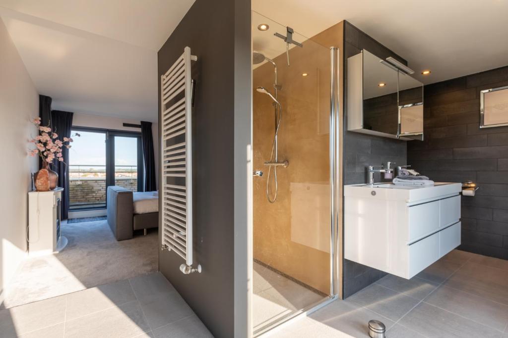 Beach Villa & Studio 8