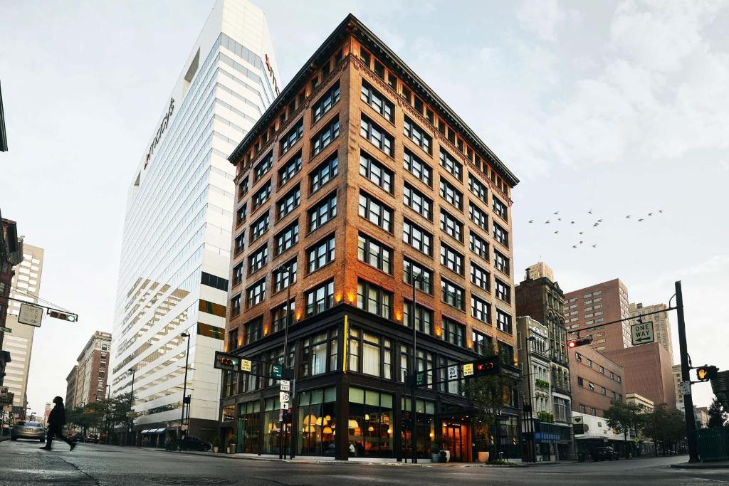 Kinley Cincinnati Downtown, a Tribute Portfolio Hotel Image