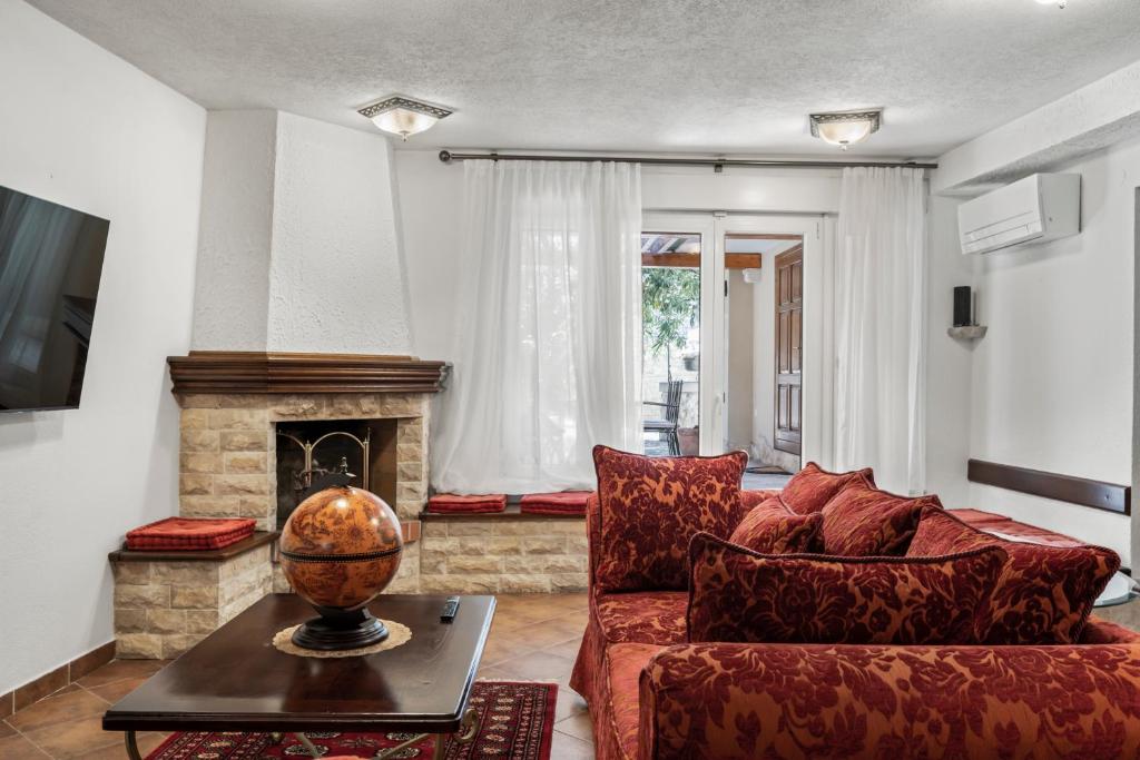 Boutique Villa Anna Varos 4