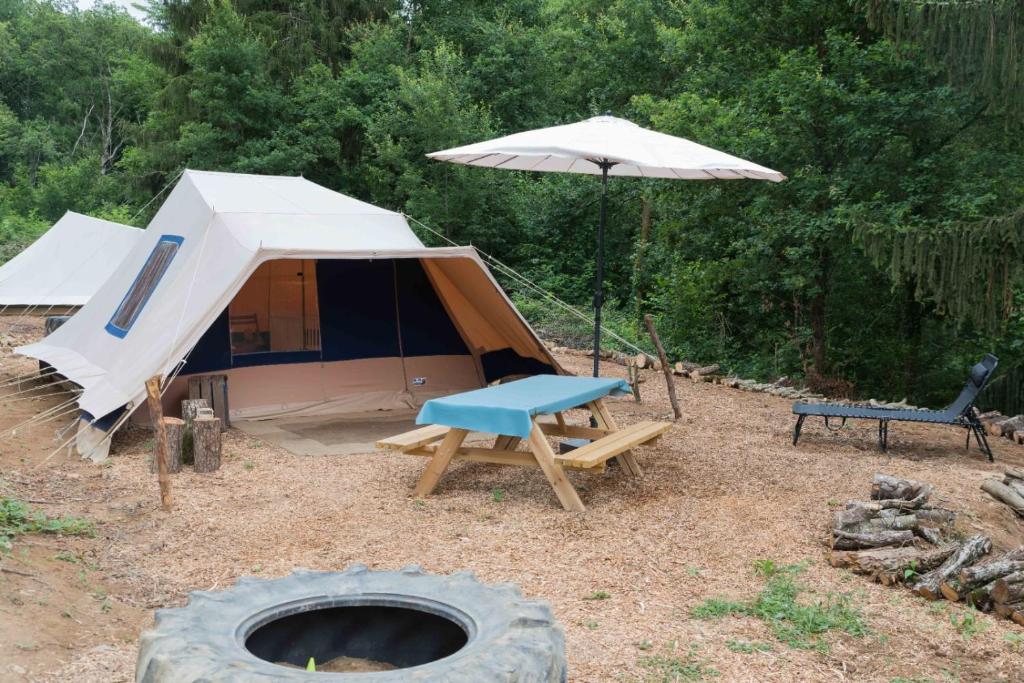 Photo de la galerie de l'établissement Luxe tent Kruimeltje, à Ronnet