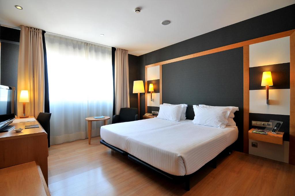 Hotel Barcelona Universal Image